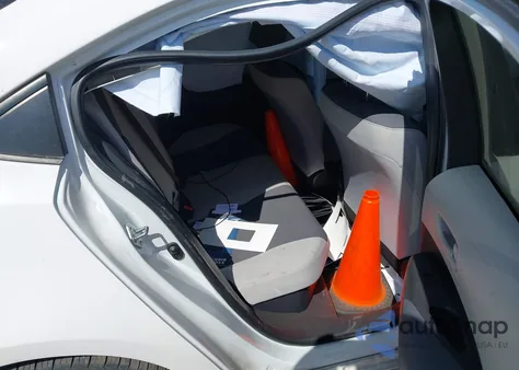 2023 Toyota Corolla Hybrid Le из США, поврежденный, VIN JTDBCMFE3PJ008267